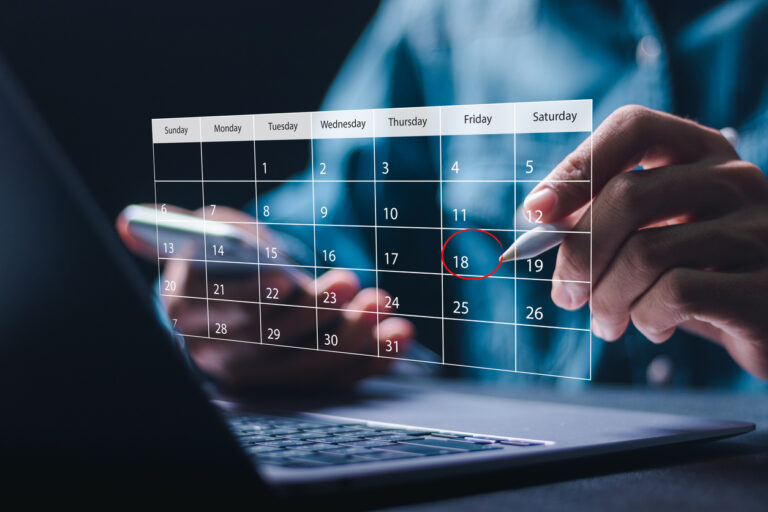 Browsing and discovering events on screen